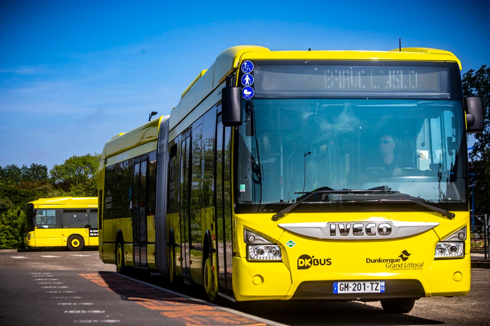 Un transport à la demande. 3 services sur réservation adaptés à vos besoins : Handibus, Etoile et Taxi bus de nuit.